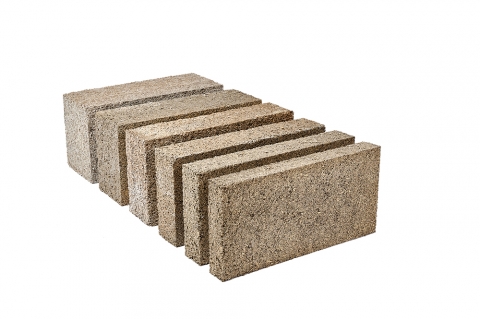 Hemp blocks for naturally efficient masonry 